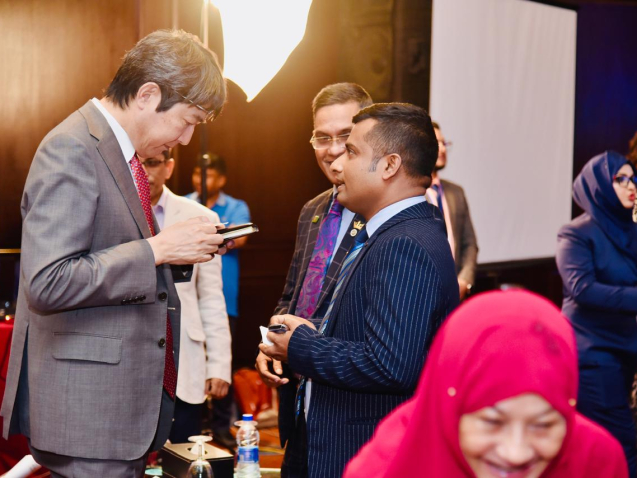 a04014f2-8782-4aca-a3ea-af35f0838c3a